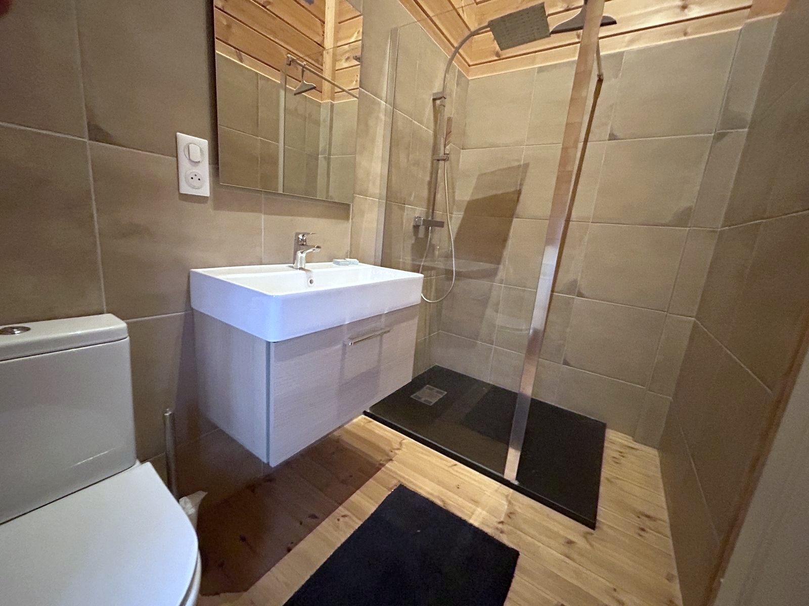 Salle de bains privative, douche à l’italienne